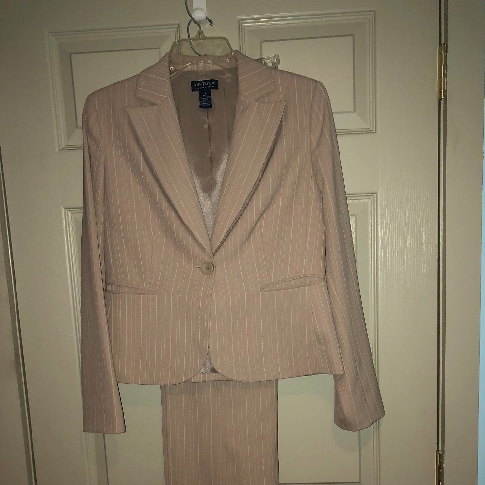 Ann Taylor Blazer Jacket and Pant Suit
